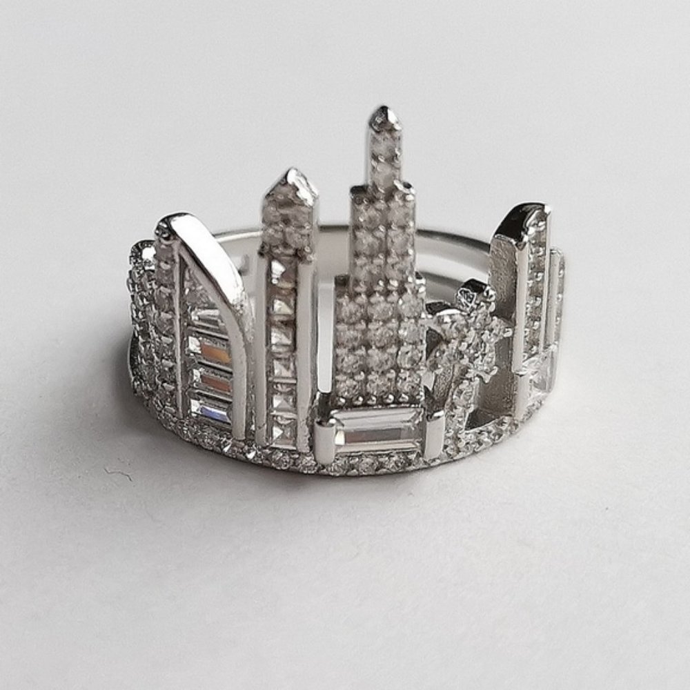 City Skyline sterling silver cz ring size 8